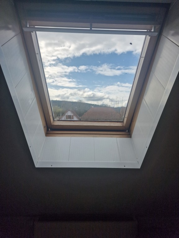 Rénovation de toiture à Saverne, Haguenau et Strasbourg : pourquoi choisir les tuiles Koramic en 2026 ?